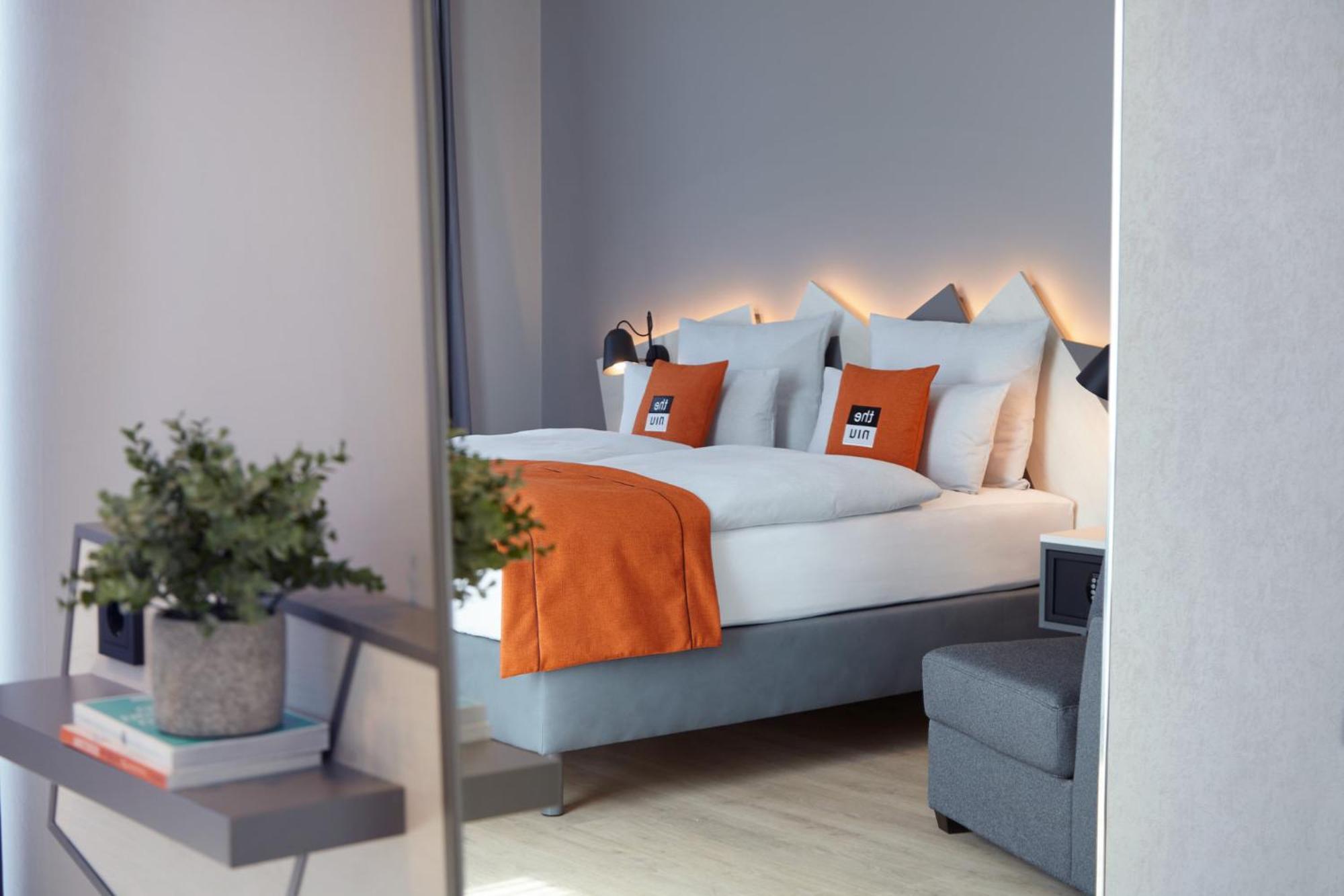 Holiday Inn - The Niu, Hub Dusseldorf Messe By Ihg ภายนอก รูปภาพ