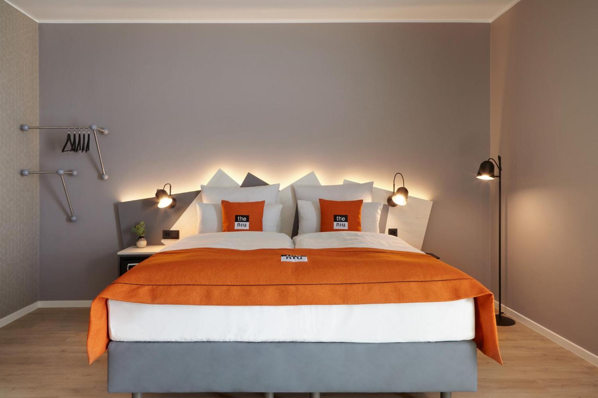 Holiday Inn - The Niu, Hub Dusseldorf Messe By Ihg ภายนอก รูปภาพ
