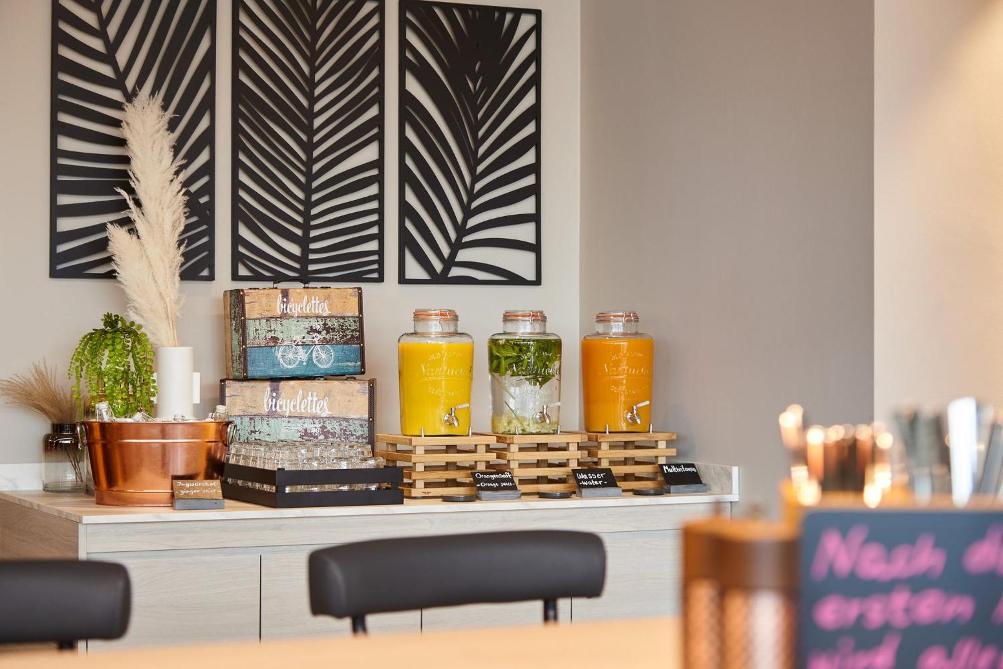 Holiday Inn - The Niu, Hub Dusseldorf Messe By Ihg ภายนอก รูปภาพ