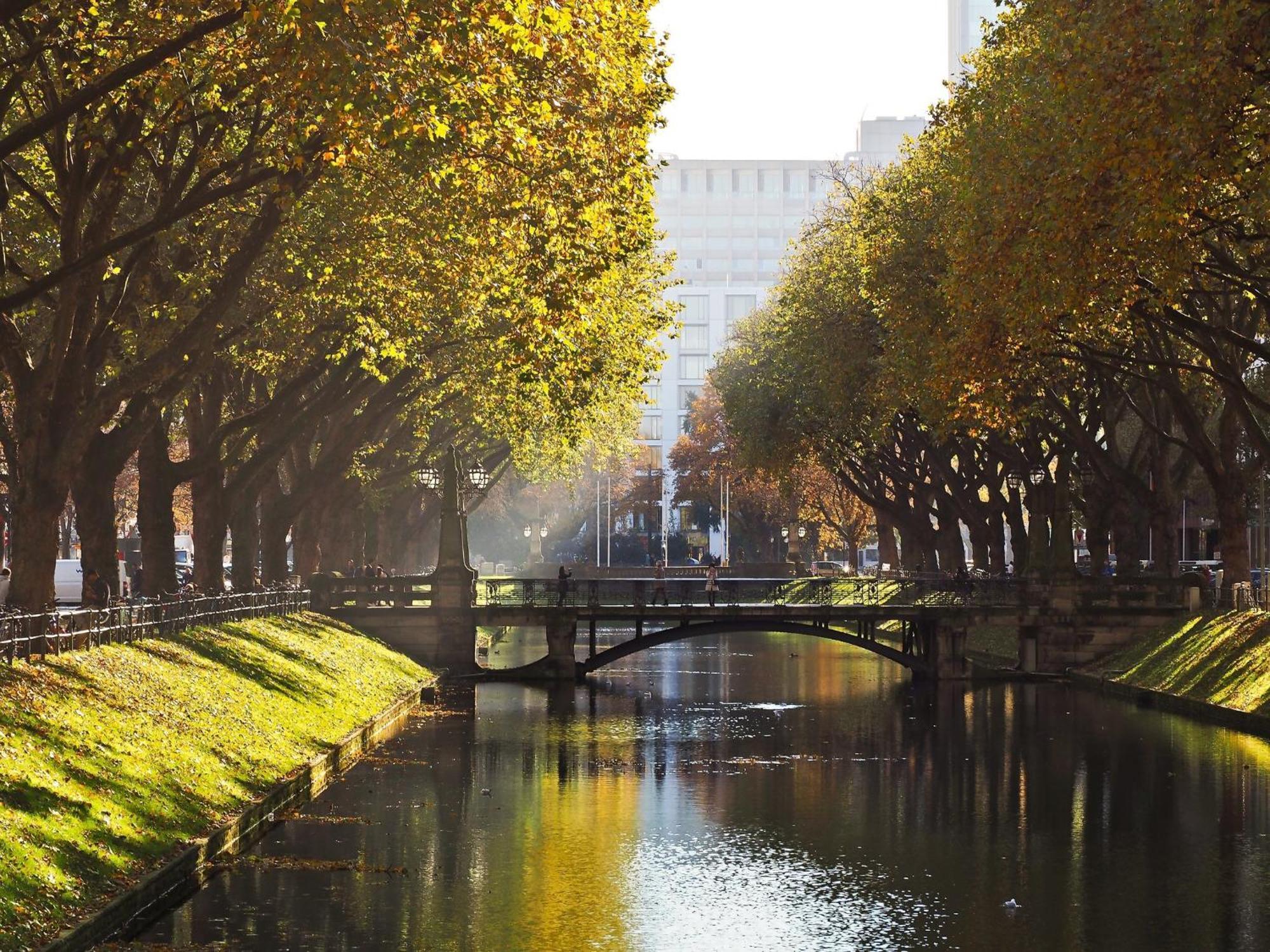 Holiday Inn - The Niu, Hub Dusseldorf Messe By Ihg ภายนอก รูปภาพ